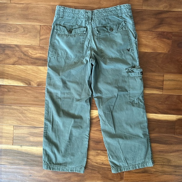 American Eagle Green Straight Leg Cargo Pants size 36x30 - Picture 3 of 5